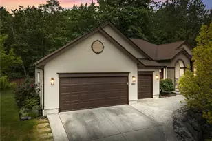 3810 Laurel Ct, Mount Vernon, WA 98274 - Photo 1