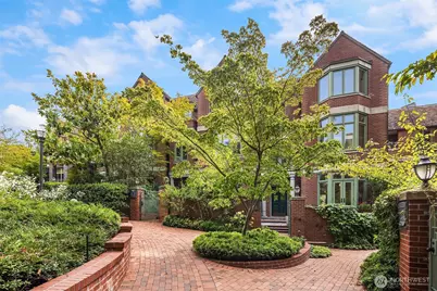 905 Harvard Avenue E, Seattle, WA 98102 - Photo 1