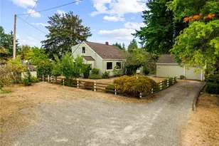 3736 S Bay Rd NE, Olympia, WA 98506 - Photo 1