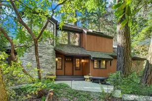 1815 102nd Pl SE, Bellevue, WA 98004 - Photo 1