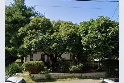 9533 Ashworth Avenue N, Seattle, WA 98103 - Photo 1