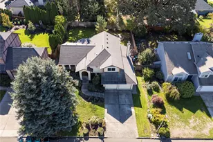 2113 NE 152nd St, Vancouver, WA 98686 - Photo 1