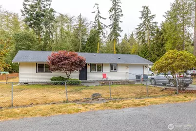 250 E Bluff Drive, Port Angeles, WA 98362 - Photo 1