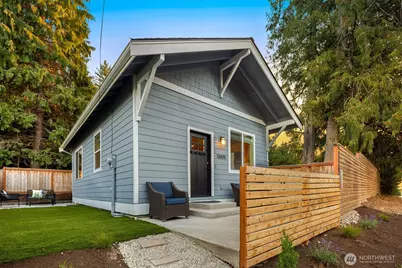 13005 NE 73rd Street #2, Kirkland, WA 98033 - Photo 1