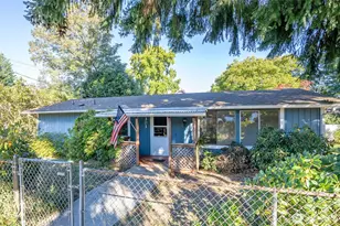 301 Sweany St, Port Orchard, WA 98366 - Photo 1