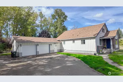 7428 12th Avenue E, Tacoma, WA 98404 - Photo 1