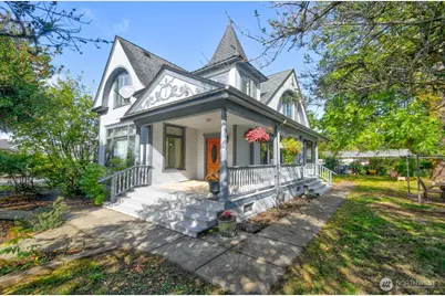 218 E Young Street, Elma, WA 98541 - Photo 1