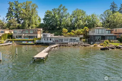 195 Lake Avenue W, Kirkland, WA 98033 - Photo 1