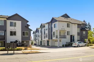 14715 Admiralty Way, Lynnwood, WA 98087 - Photo 1