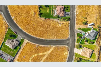 7928 NE Blackbird Loop, Moses Lake, WA 98837 - Photo 1