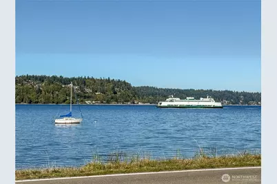 4611 Beach Drive E, Port Orchard, WA 98366 - Photo 1