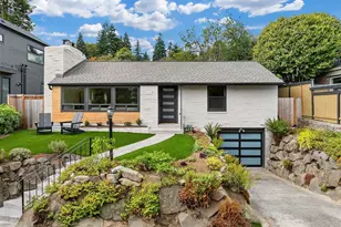 2823 36th Ave W, Seattle, WA 98199 - Photo 1