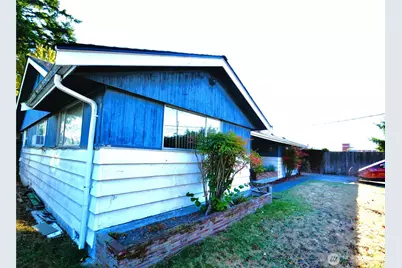 14654 3rd Avenue SW, Burien, WA 98166 - Photo 1