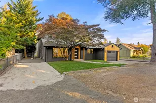 18542 Stone Ave N, Shoreline, WA 98133 - Photo 1