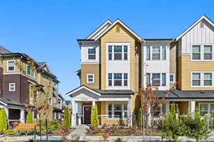 19345 NE 69th Cir, Redmond, WA 98052 - Photo 1