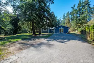 880 Quail Ln, Oak Harbor, WA 98277 - Photo 1