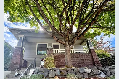 2109 N 54th Street, Seattle, WA 98103 - Photo 1