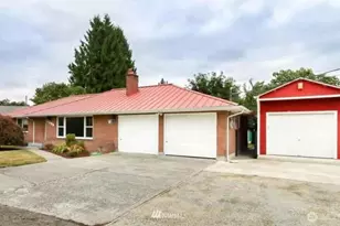2525 Circle Dr E, Fife, WA 98424 - Photo 1