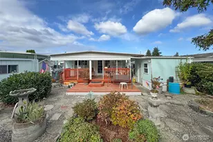 921 S 3rd Ave, Sequim, WA 98382 - Photo 1