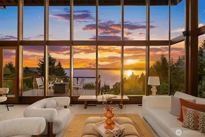 1969 SW Hillcrest Road, Burien, WA 98166 - Photo 1