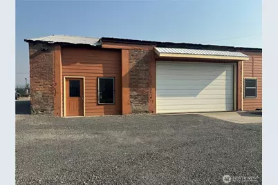 725 1/2 S Columbia Street, Wenatchee, WA 98801 - Photo 1