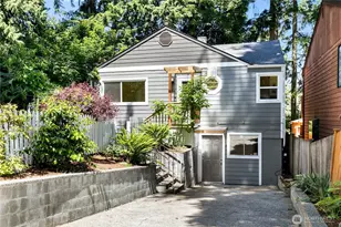 1536 NE 95th St, Seattle, WA 98115 - Photo 1