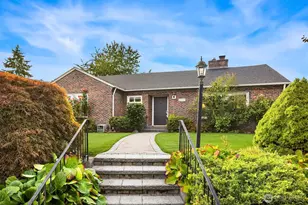 3117 Mt Rainier Dr S, Seattle, WA 98144 - Photo 1