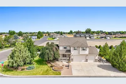 9460 Albert Way SE, Moses Lake, WA 98837 - Photo 1