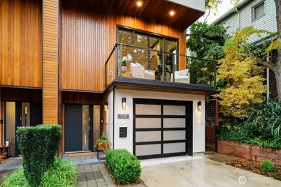 4815 Evanston Avenue N #B, Seattle, WA 98103 - Photo 1