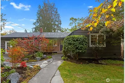 3009 NE 135th Street, Seattle, WA 98125 - Photo 1