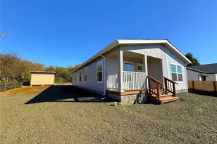 154 Calawah St SW, Ocean Shores, WA 98569 - Photo 1