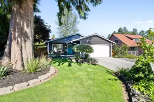 8811 158th St E, Puyallup, WA 98375 - Photo 1