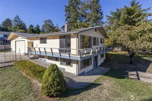 710 18th St, Port Townsend, WA 98368 - Photo 1