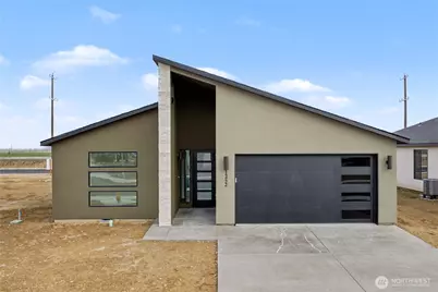 1252 13th Avenue, Othello, WA 99344 - Photo 1