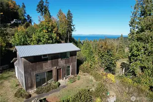 644 Crescent Bay Ln, Port Angeles, WA 98363 - Photo 1