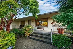 2610 42nd Ave W, Seattle, WA 98199 - Photo 1