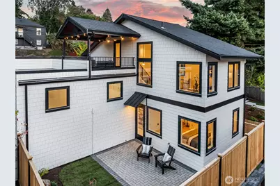 3644 33rd Avenue W, Seattle, WA 98199 - Photo 1