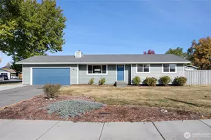 233 N Manzanita Dr, Moses Lake, WA 98837 - Photo 1