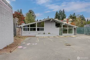 13045 Lake City Way NE, Seattle, WA 98125 - Photo 1