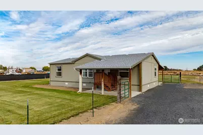 9779 Road H.1 NE, Moses Lake, WA 98837 - Photo 1
