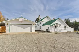124 W 9th, Republic, WA 99166 - Photo 1