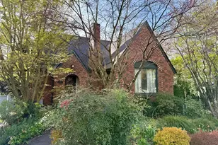 2017 10th Ave E, Seattle, WA 98102 - Photo 1