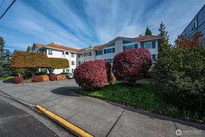 233 3rd Avenue S #304, Edmonds, WA 98020 - Photo 1