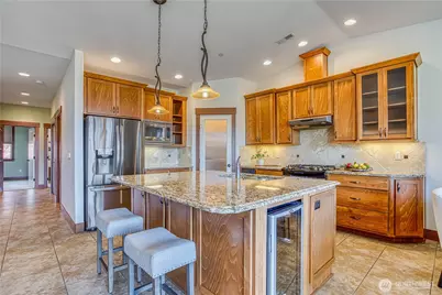 1051 N Baker #A202, East Wenatchee, WA 98802 - Photo 1