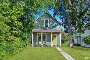 1027 21st St, Bellingham, WA 98225 - Photo 1