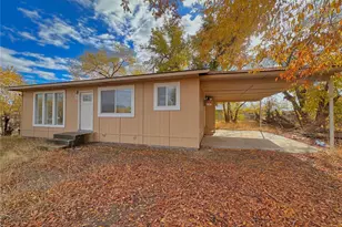 324 Railroad Ave, Omak, WA 98841 - Photo 1