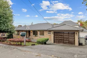 7915 37th Ave S, Seattle, WA 98118 - Photo 1