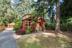 13527 23rd Ave NE, Seattle, WA 98125 - Photo 1