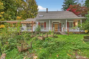 1015 Hazel Dell Rd, Castle Rock, WA 98611 - Photo 1