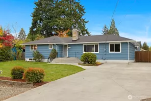 2122 Cascade Pl W, University Place, WA 98466 - Photo 1